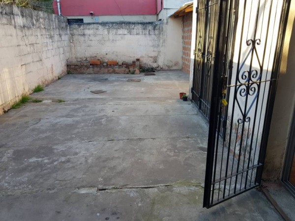 Villa Gobernador Galvez, Roque Saenz Pena 1400, Hermosa zona! 2 dormitorios!
