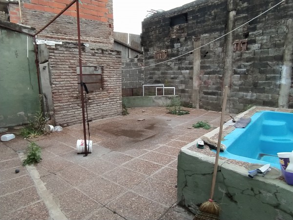 Paraguay 6300, Inmensa propiedad! a reciclar