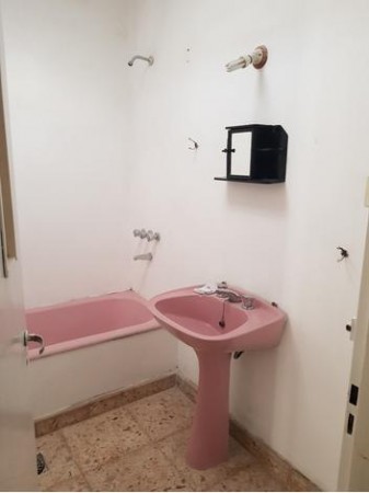 SAN MARTIN 6000. CASA FRENTE Amplio Patio. 2 Dormitorios.