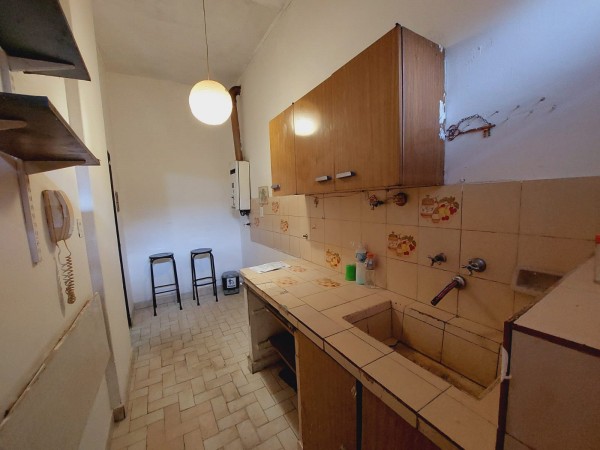 Rufino Ortega, departamento, Grandoli y Ayolas, 1 dormitorio y patio. 