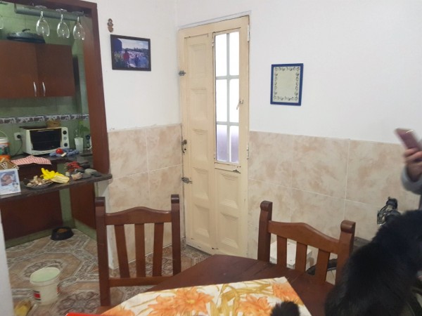 España 3800, planta baja, 1 dormitorio. 