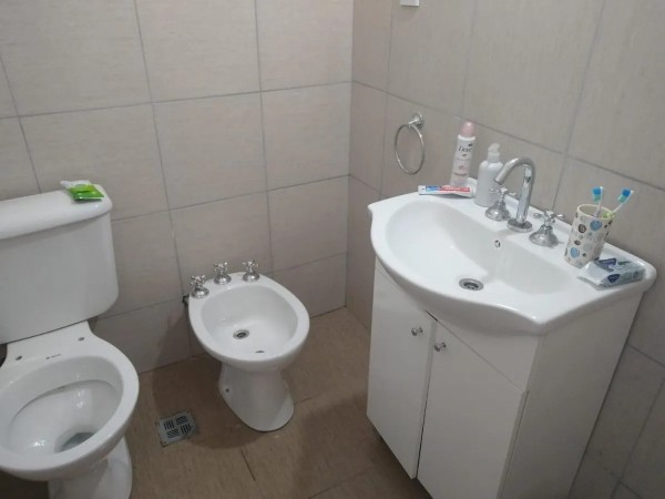 Roldan, Las Acequias, Casa con pileta a estrenar. Dos dormitorios.