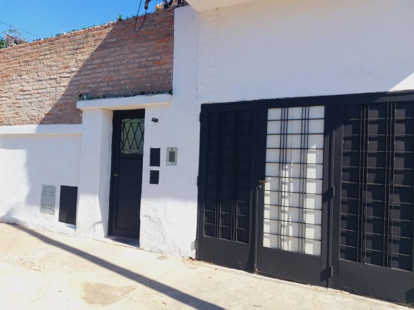 Campichuelo 2200, 3 dormitorios, cochera, patio, parrillero, PB. 