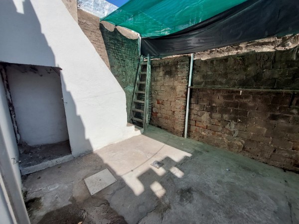 Campichuelo 2200, 3 dormitorios, cochera, patio, parrillero, PB. 