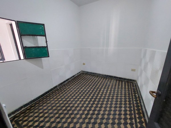 Campichuelo 2200, 3 dormitorios, cochera, patio, parrillero, PB. 