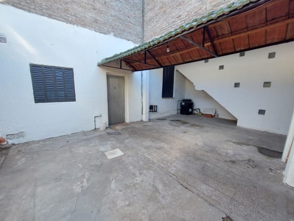 Campichuelo 2200, 3 dormitorios, cochera, patio, parrillero, PB. 