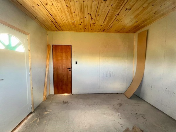 Campiñas de Piñero, camino de la feria 200, casa a terminar, lote 400 m2. 