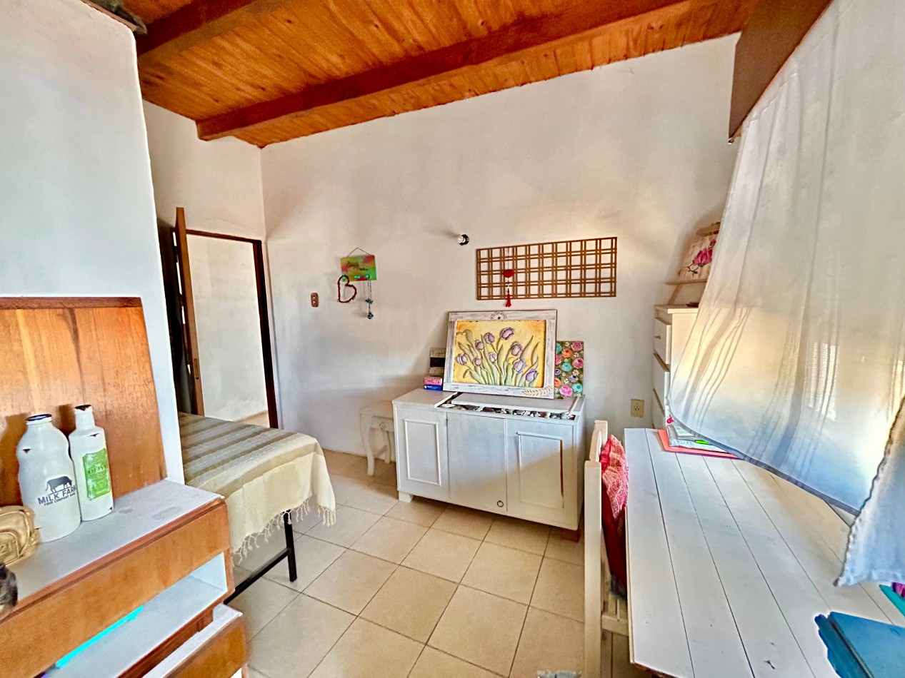 Nicaragua 500, Casa interna de 3 dormitorio, patio. 