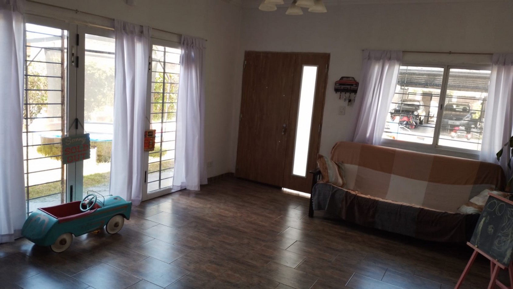 Campiñas de Piñero, Inmigrantes y Av Las campiñas, 3 dormitorios, Piscina. Cochera.