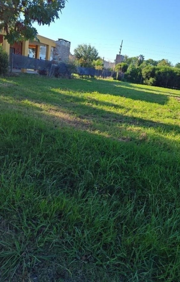 Las Tardes, Roldan, Terreno de 496 m2, sobre Av. Principal