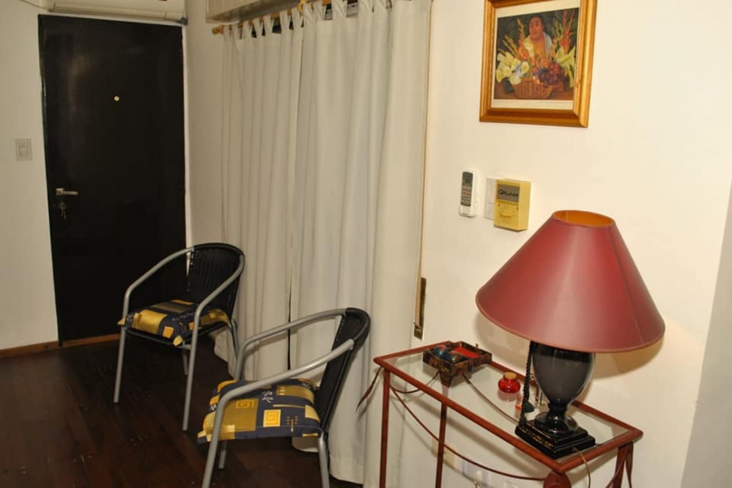 Jujuy 1900. Propiedad de pasillo, Duplex 2 dormitorios con Terraza exclusiva