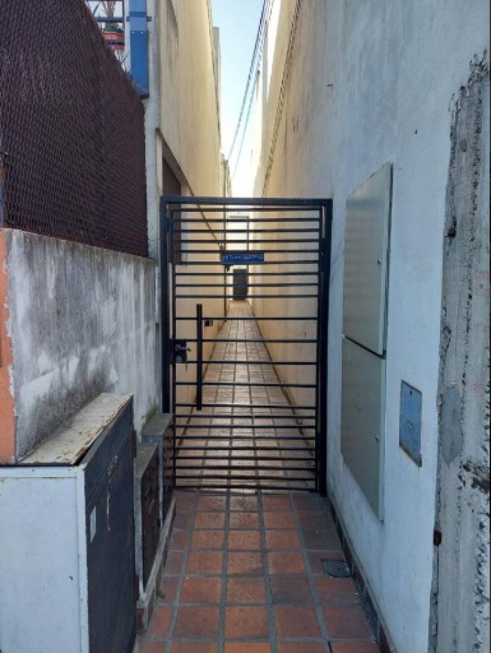26 de Agosto al 800, Departamento interno, duplex de un dormitorio