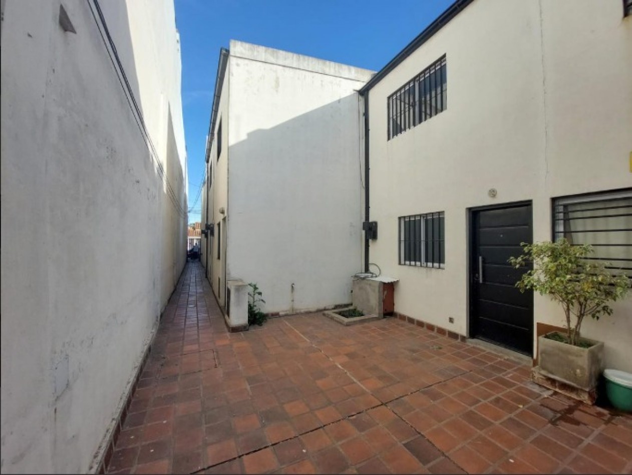 26 de Agosto al 800, Departamento interno, duplex de un dormitorio