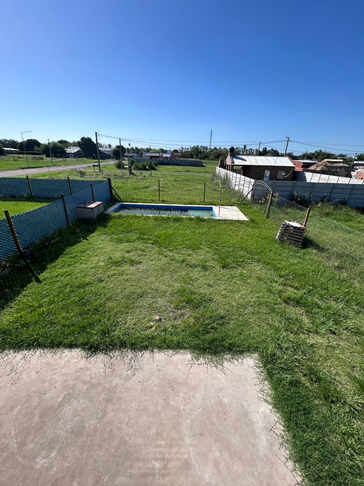 Villa Mugueta, propiedad 1 dormitorio planta alta, con pileta de material, oportunidad