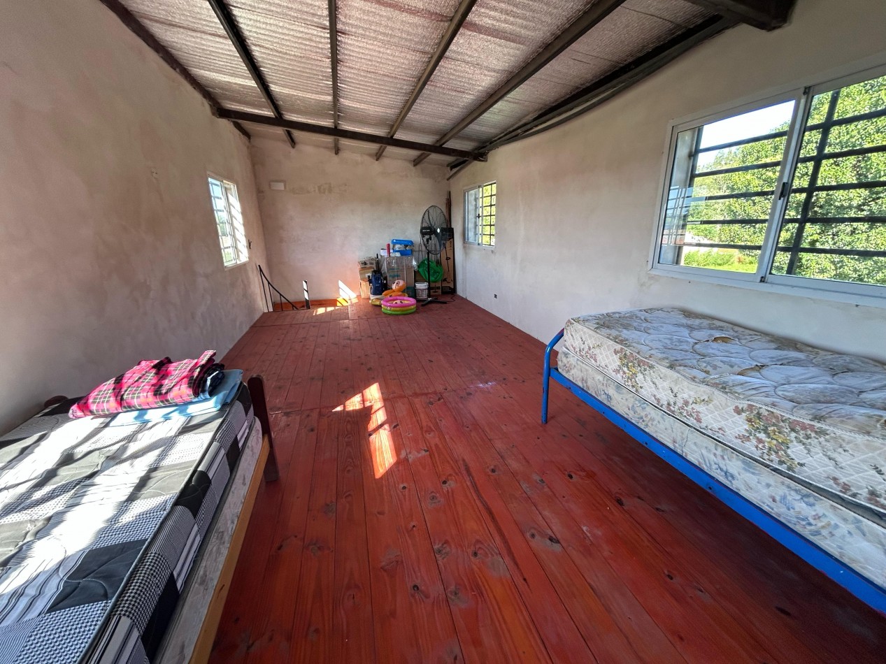 Villa Mugueta, propiedad 1 dormitorio planta alta, con pileta de material, oportunidad