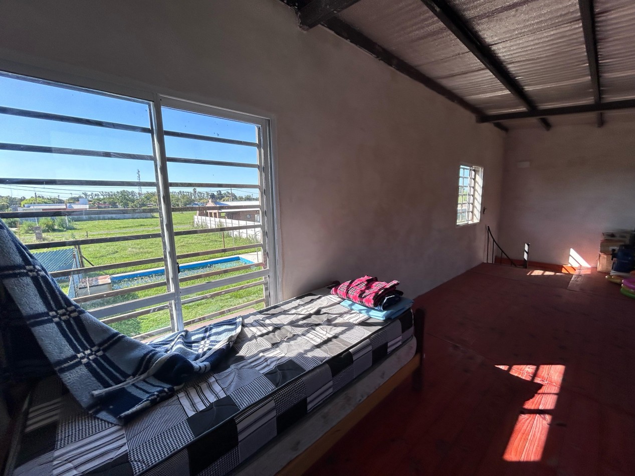 Villa Mugueta, propiedad 1 dormitorio planta alta, con pileta de material, oportunidad