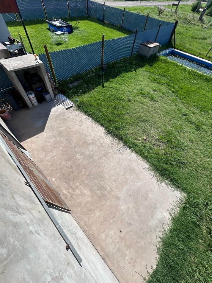 Villa Mugueta, propiedad 1 dormitorio planta alta, con pileta de material, oportunidad