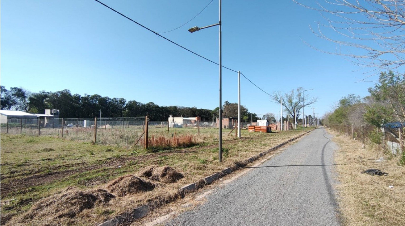 Las Tipas, dos Lotes, barrio sobre ruta 18, km 11.5, A 15 minutos de Rosario! precio por lote.