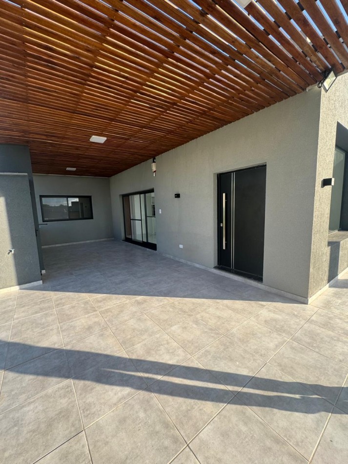 Pueblo Esther, Barrio Brisanova, Casa a estrenar de 3 dormitorios y pileta 