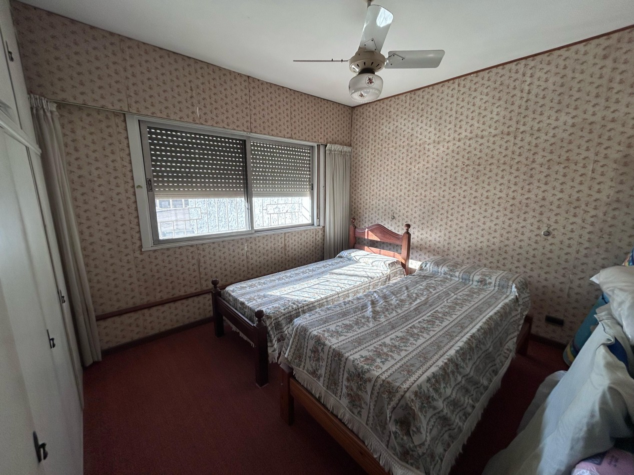 Casilda, Buenos Aires 4000, casa 3 dormitorios, cochera, patio.