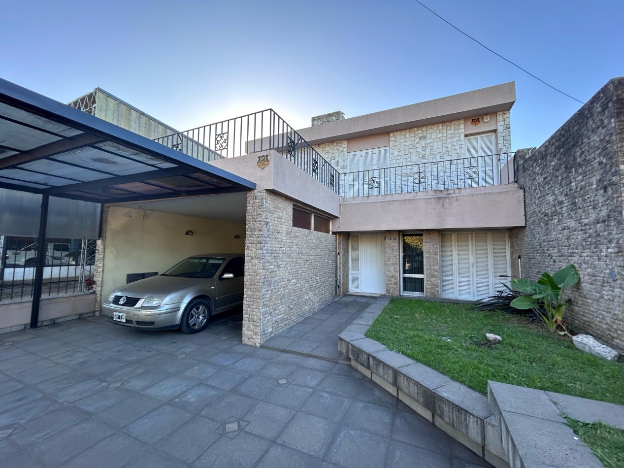Casilda, Buenos Aires 4000, casa 3 dormitorios, cochera, patio.