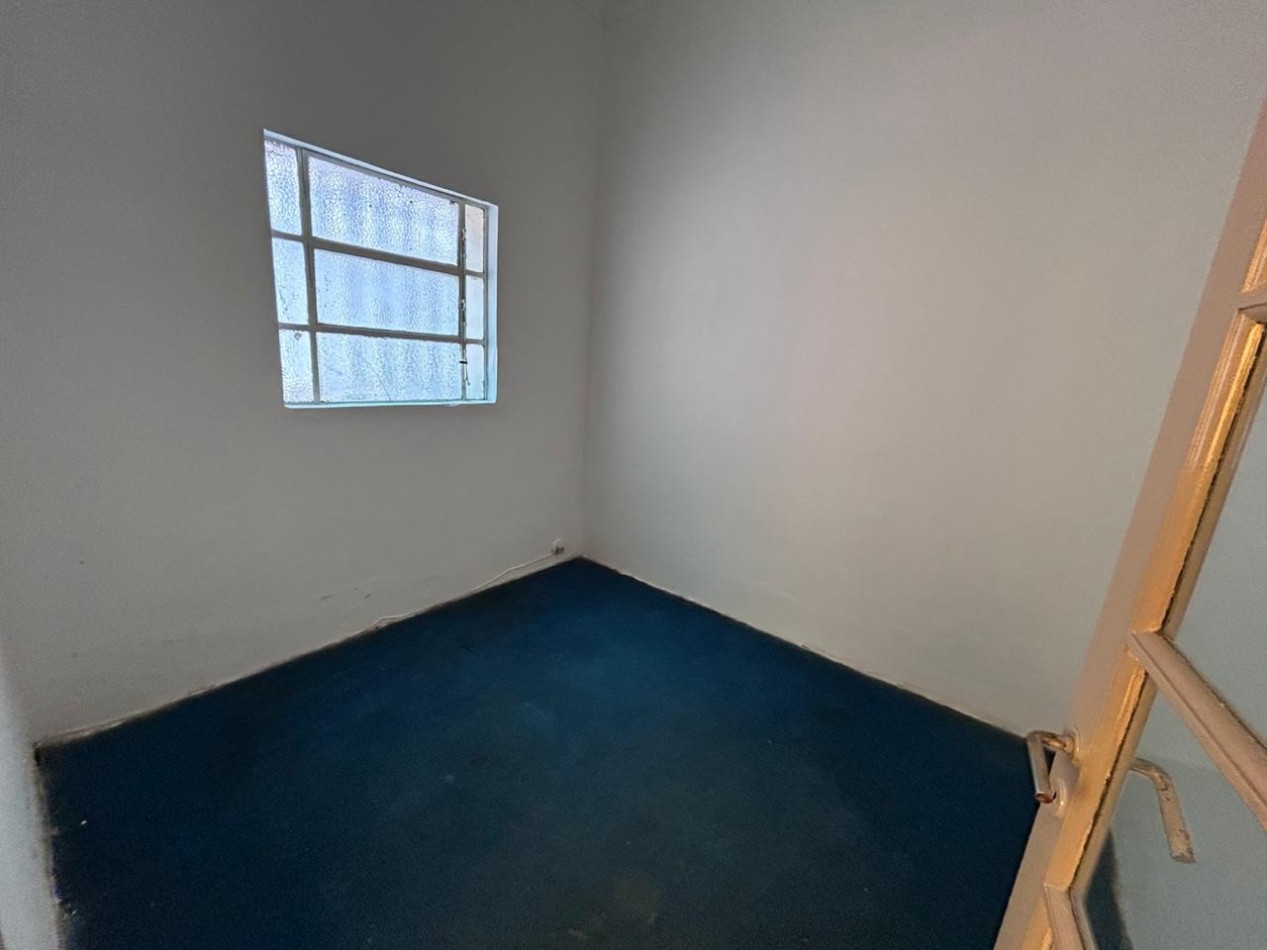 Jose Ingenieros 800, pasillo, 1 dormitorio + comodin, patio, terraza.