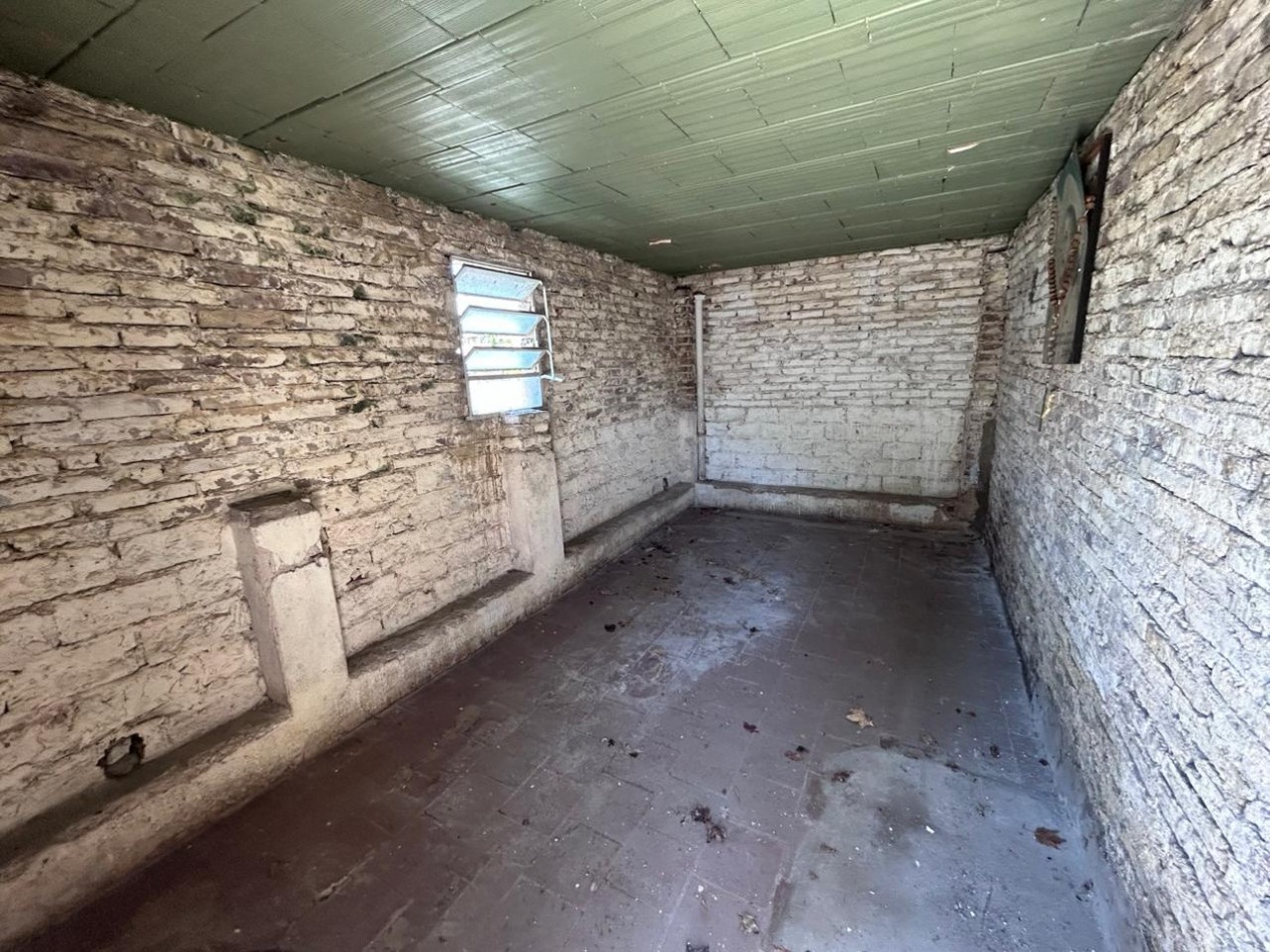Jose Ingenieros 800, pasillo, 1 dormitorio + comodin, patio, terraza.