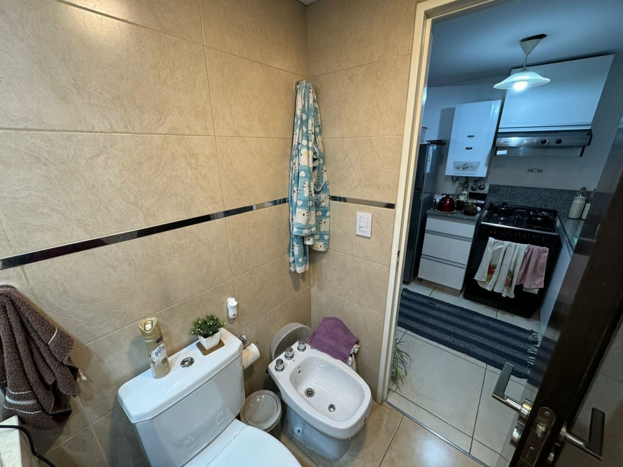 Av Francia al 1400, excelente zona, departamento Monoambiente.