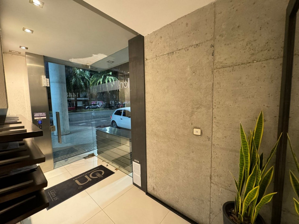 Av Francia al 1400, excelente zona, departamento Monoambiente.
