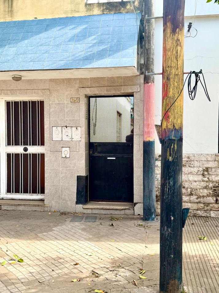 Mitre 4700, propiedad de pasillo, dos dormitorios, excelente oportunidad