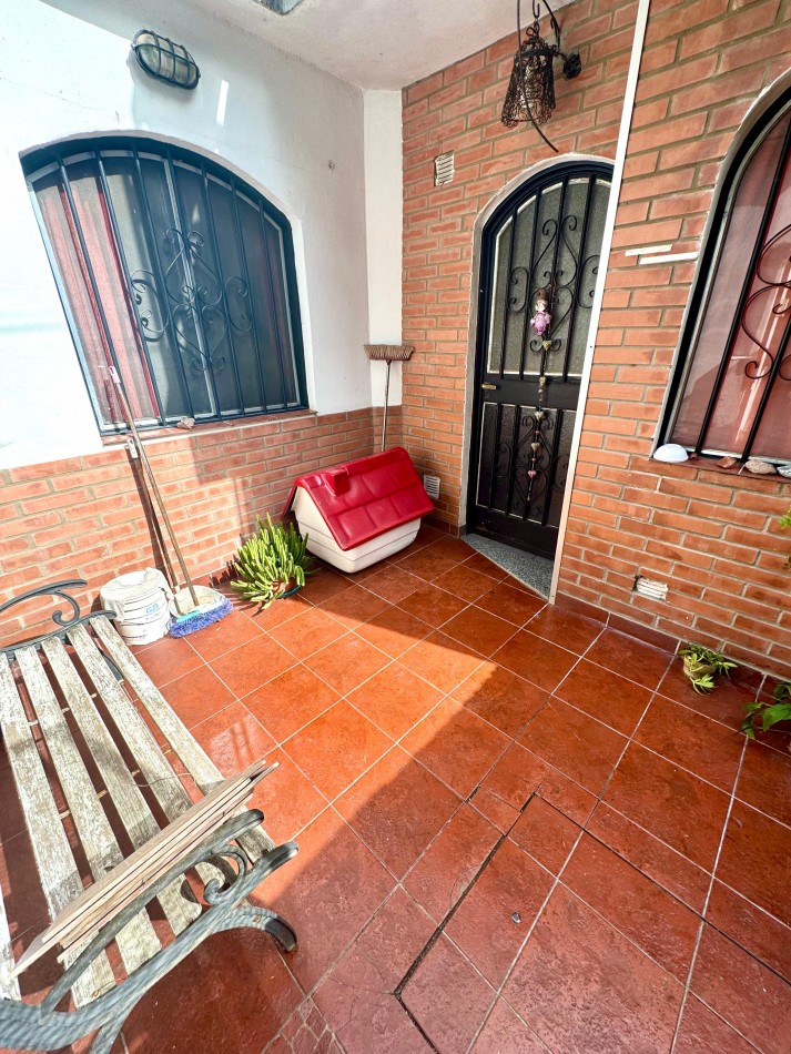 Mitre 4700, propiedad de pasillo, dos dormitorios, excelente oportunidad