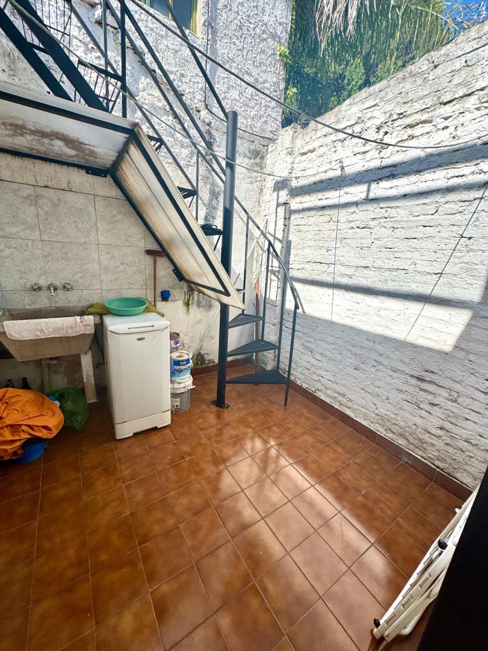 Mitre 4700, propiedad de pasillo, dos dormitorios, excelente oportunidad
