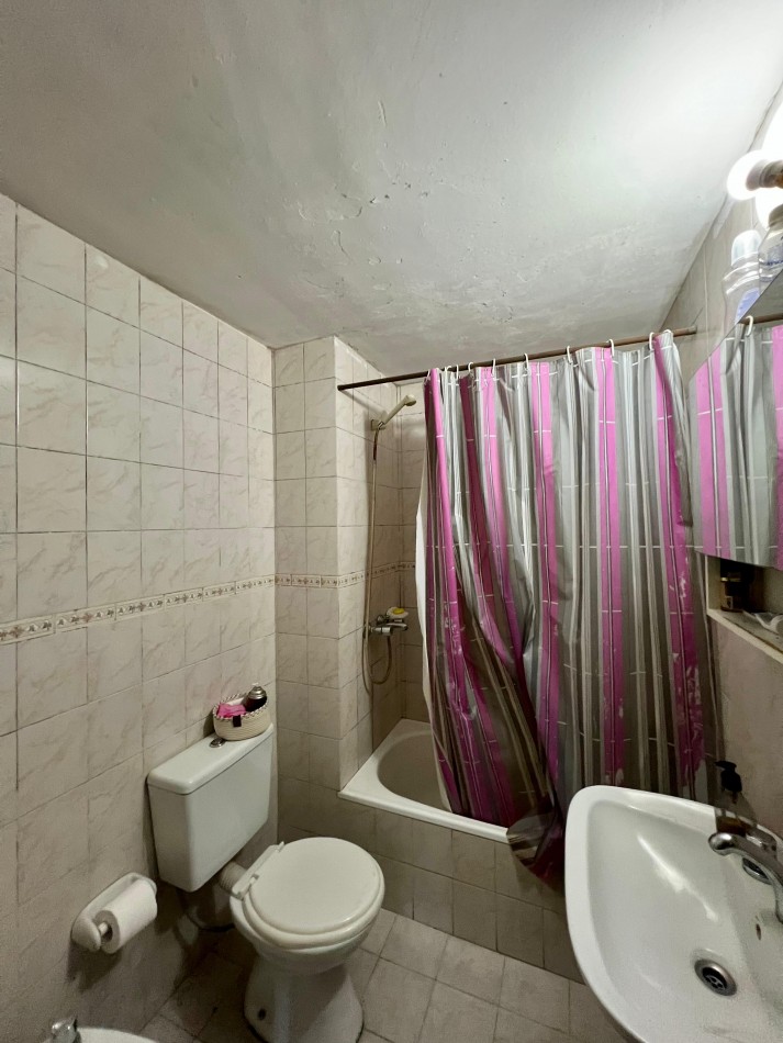 Av Francia 400, ideal oportunidad, muy buen estado, monoambiente con balcon.