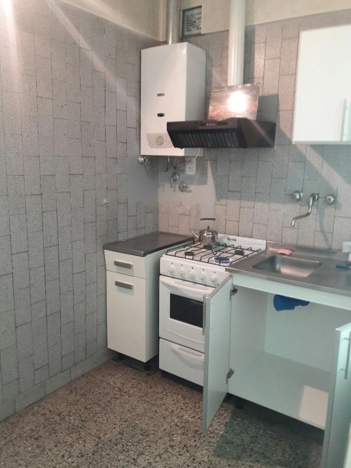 CASA INTERNA ALQUILER GALVEZ 1300