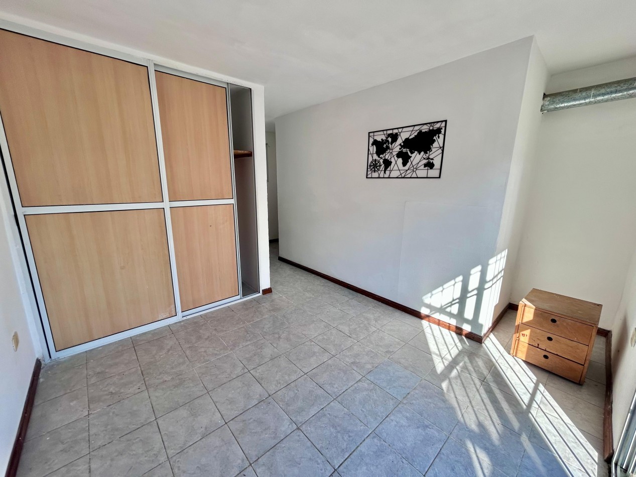 Alquiler, Buenos Aires 2700, 1 dormitorio, duplex.