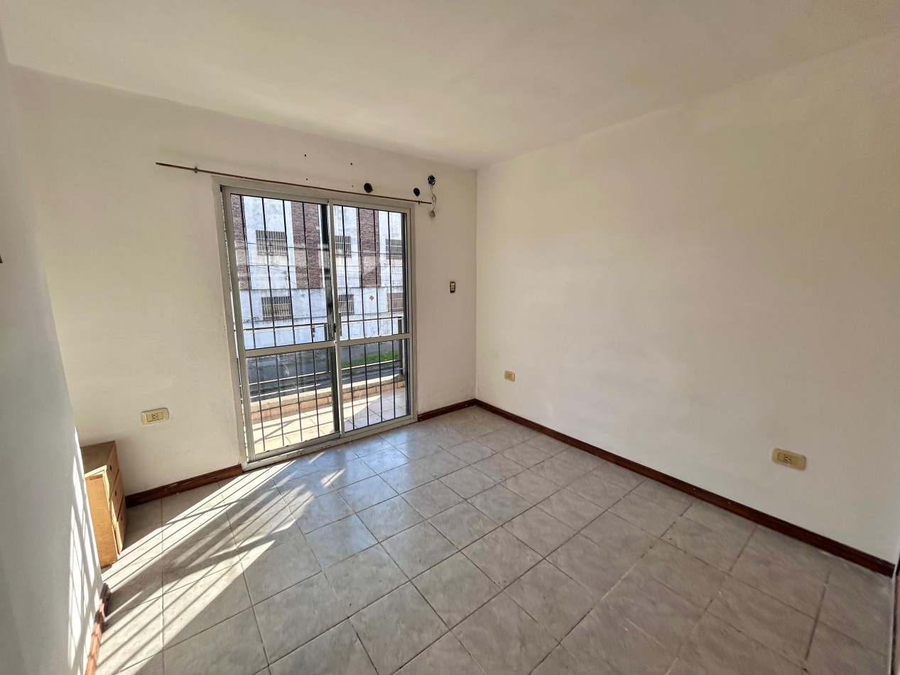 Alquiler, Buenos Aires 2700, 1 dormitorio, duplex.