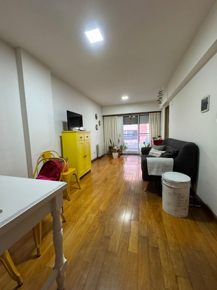 Brown 1700, Departamento Semipiso un dormitorio, dos balcones