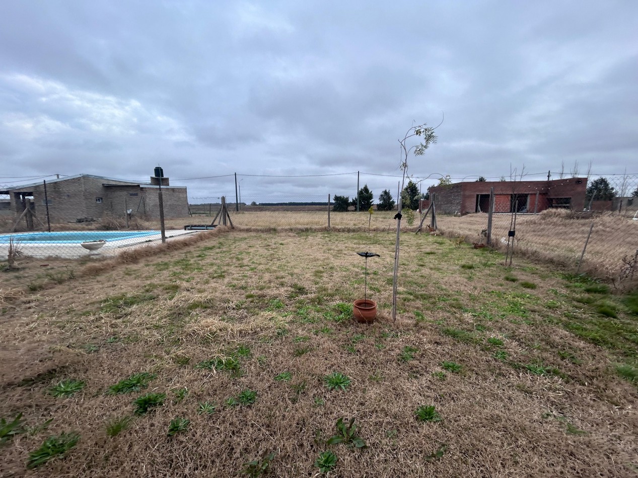 Oportunidad en Altos de Piñero, amplia propiedad a terminar 1 dormitorio.