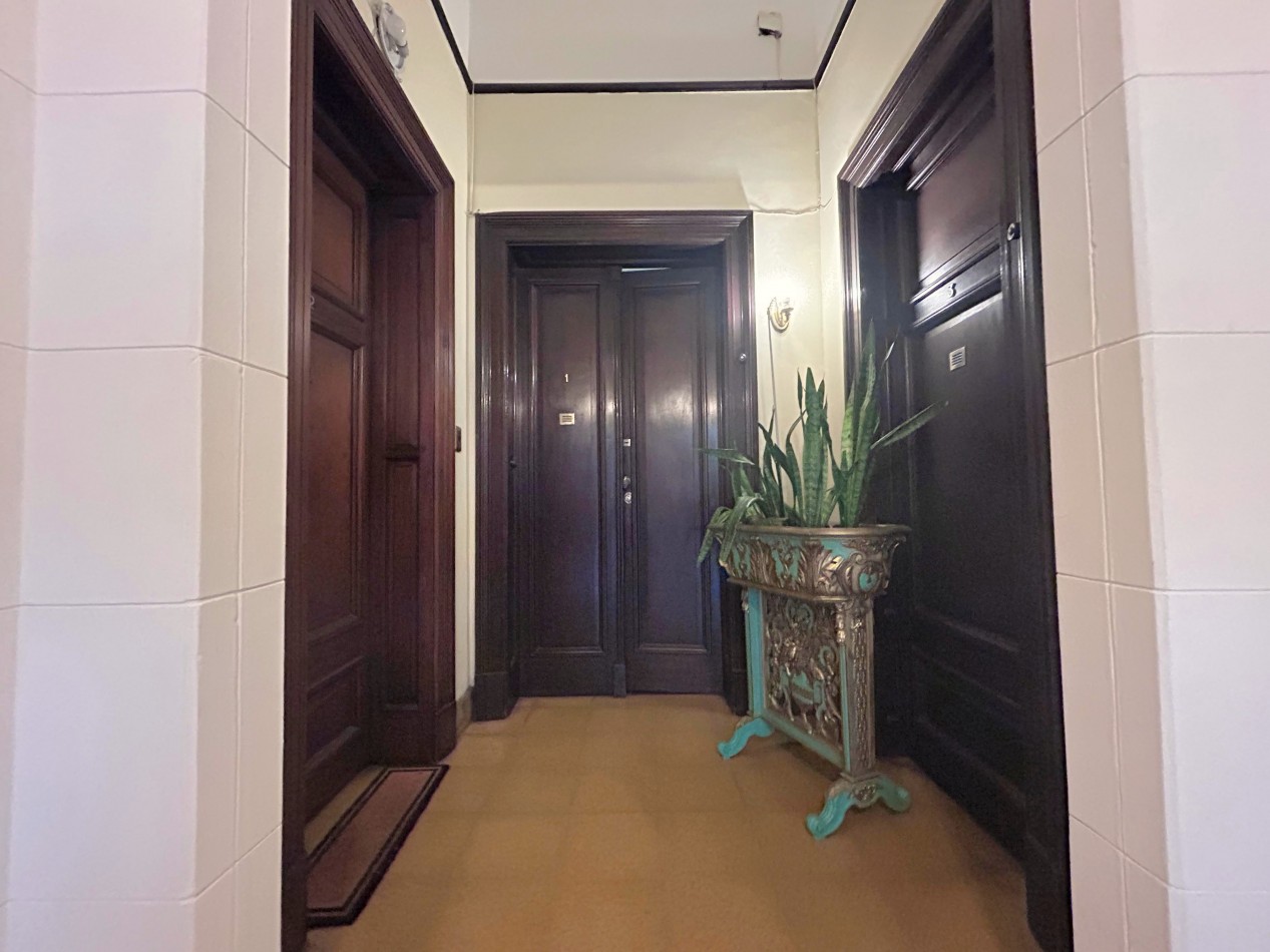 SAN LORENZO 800, amplia casa, Centro ROSARIO, oportunidad.