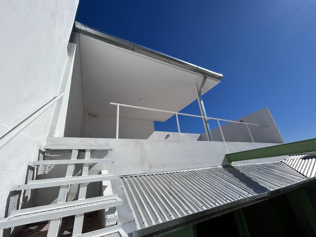 Saavedra 1900, departamento en venta de pasillo, loft, posibilidad de dividir, patio. A estrenar. 