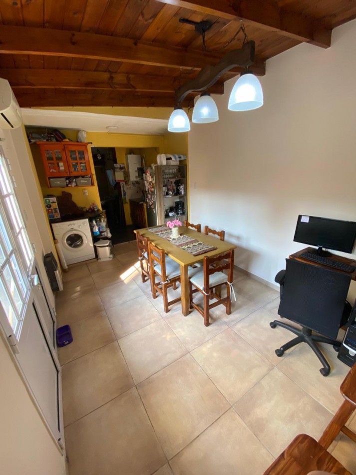 Vuelta Obligado 5000, departamento en planta baja de 1 dormitorio + Fondo de comercio