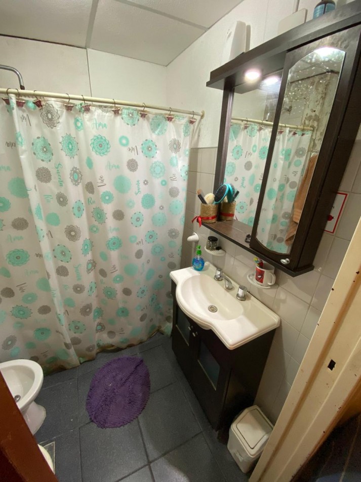 Vuelta Obligado 5000, departamento en planta baja de 1 dormitorio + Fondo de comercio