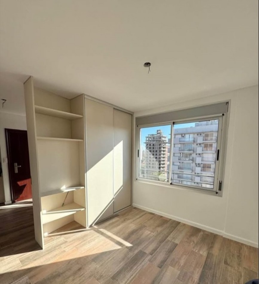 Av Francia 1600, departamento un dormitorio, en un 9° piso excelente estado.