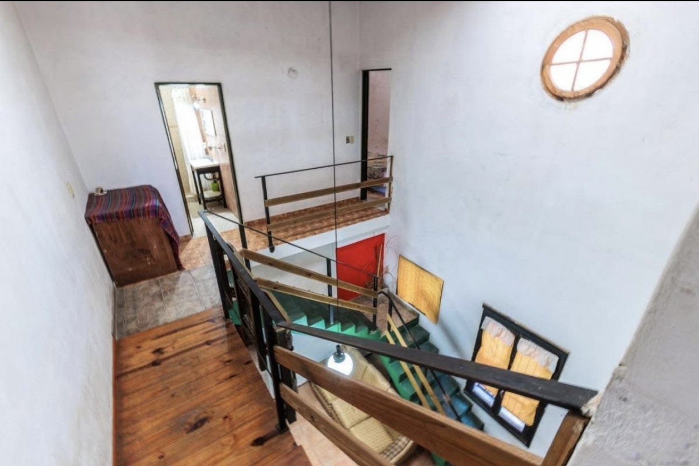 Buenos Aires 3000, casa 3 o posibilidad 4 dormitorios, ingreso vehiculos. 