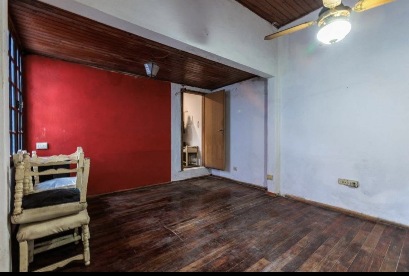 Buenos Aires 3000, casa 3 o posibilidad 4 dormitorios, ingreso vehiculos. 