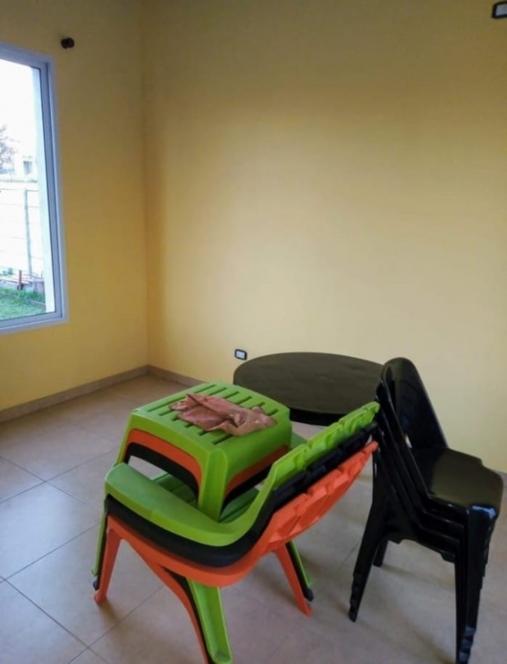 Buenos Aires, Cerca de Pergamino, casa de un dormitorio, excelente zona.