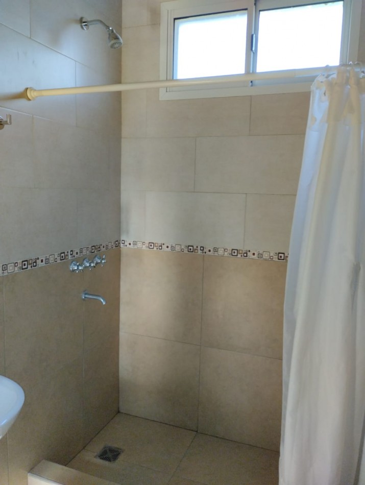 Buenos Aires, Cerca de Pergamino, casa de un dormitorio, excelente zona.