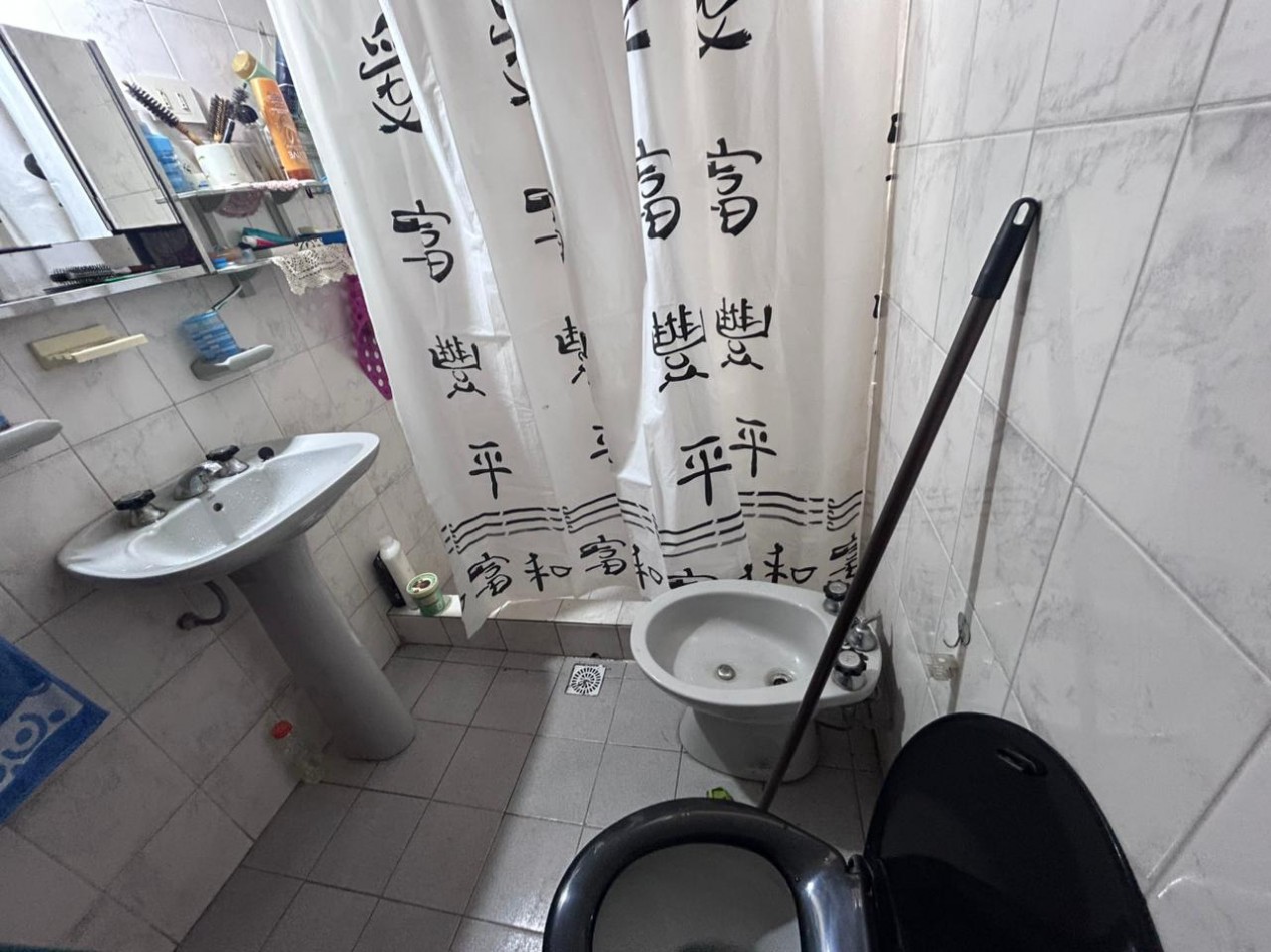 Pte Quintana 3600, 4 dormitorios + local comercial amplio.