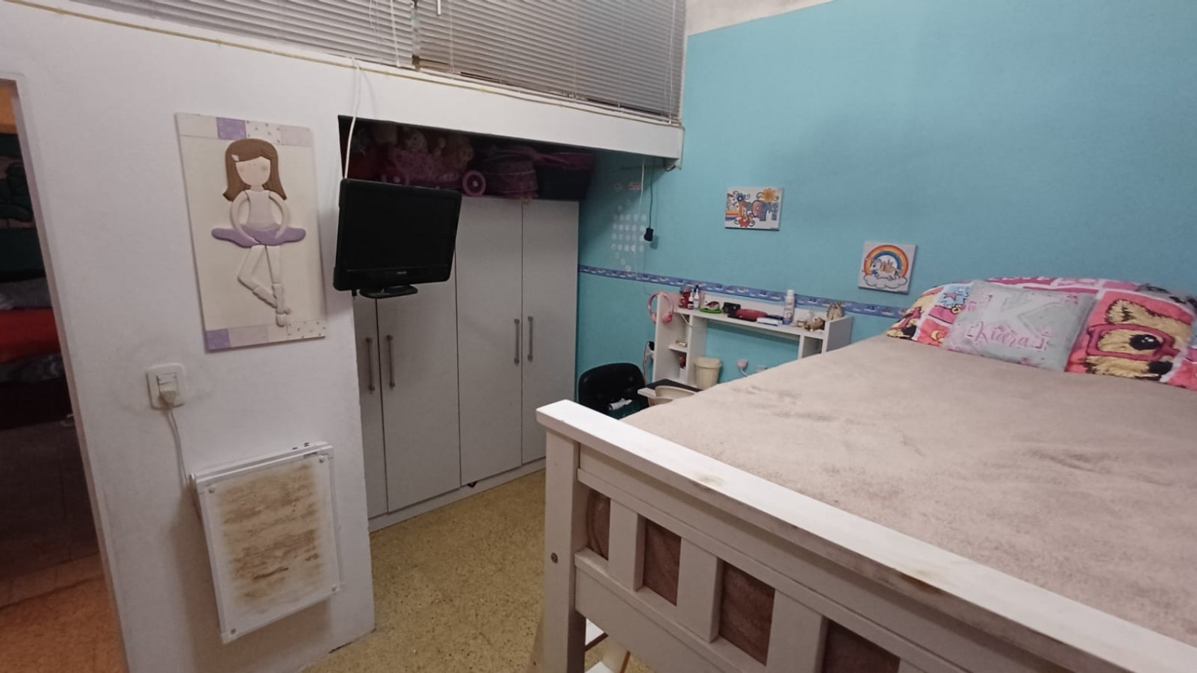 Marsella 5500, 3 dormitorios, patio, cochera doble.