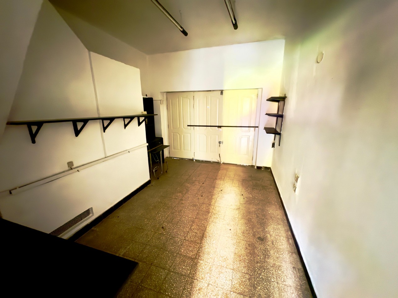 Los Aromos 300, Baigorria, casa 3 dormitorios, mas departamento. Excelente estado, 300 m2.